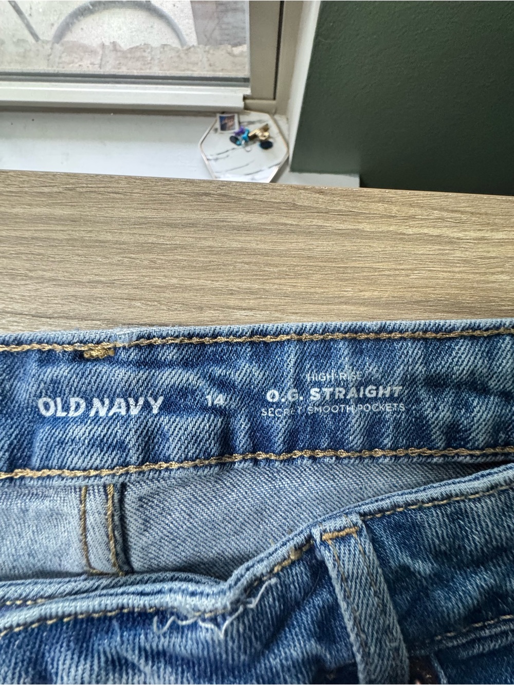 Old Navy High Rise O.G. Straight Jeans Distressed Light Wash Denim - Picture 5 of 5
